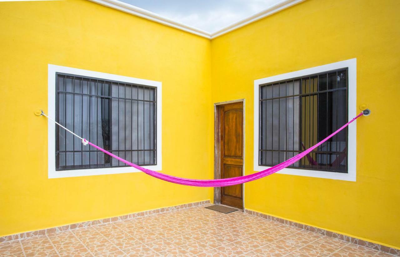 Casa Flamingo Apartment Valladolid  Exterior photo
